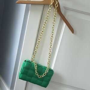 Green Quilted Chain Shoulder Bag